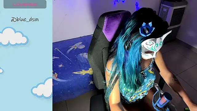 bluesubmissive webcam
