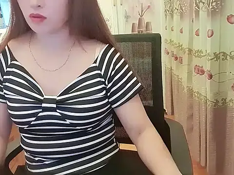 Miuu99 webcam
