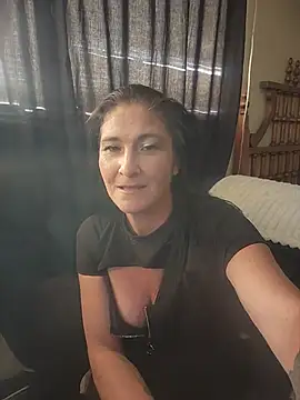 GODDESSTIAMAT webcam