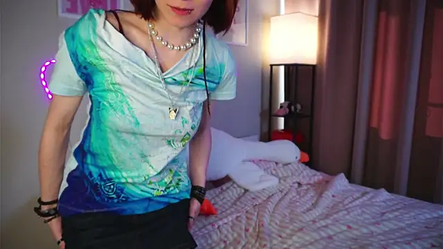 yaelhoughtling - YaelHoughtling's free webcam - UK Sex Cams