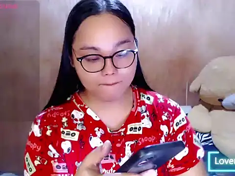 _Lylia webcam