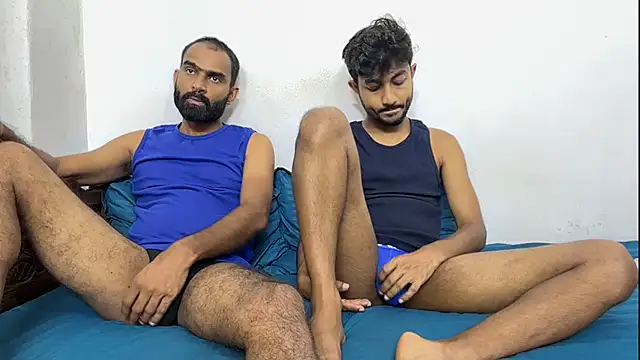 DesiDaddyandSon webcam