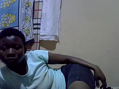 NaughtyNyra webcam