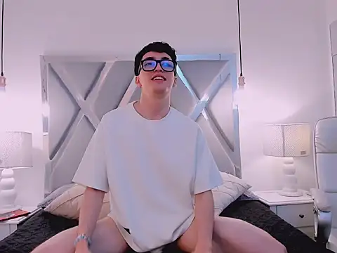 GaelDuke live sex cam