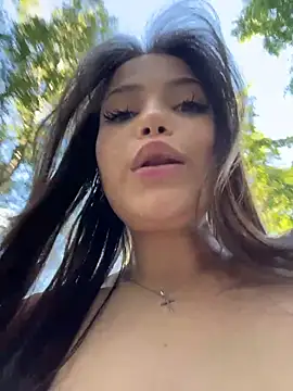 Chloe__Moon live sex cam