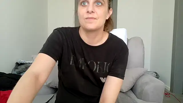 Chantalee webcam