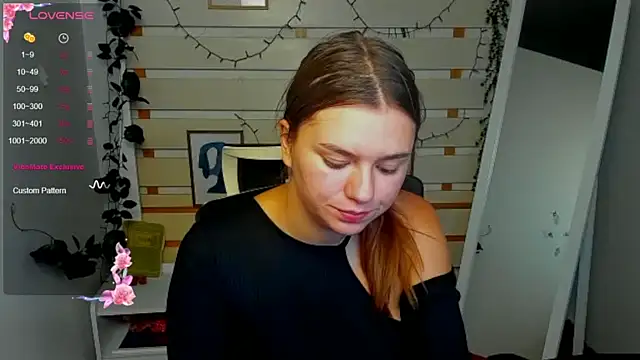 Josephine_Kiss webcam