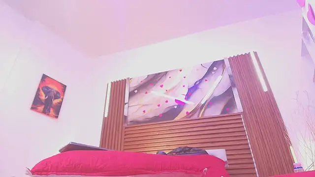 isabella_candy01 (F young) - oil show in the tits