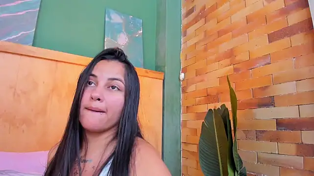 megansumer live cam on StripChat