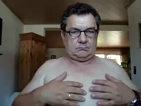 nobbie444 (M mature) - #anal #anal-toys #black-hair #cam2cam #cheapest-privates #chunky #european #flashing #german #jerk-off-instruction #masturbation #mature #recordable-privates #recordable-publics #shower #small-audience #straight #striptease #uncut #white