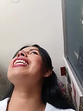 _andrea30 webcam