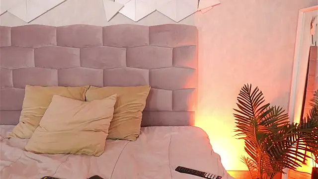 anitakariri (F young) - doggy