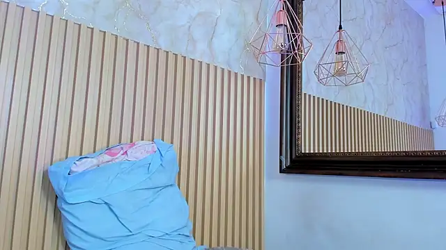 Coral_777 webcam