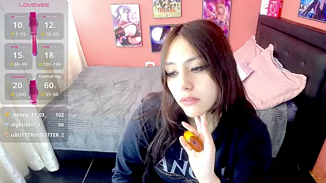 sakura_mimi (F teen) - spanking my ass