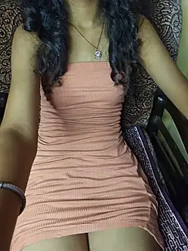 Lusty-Dishuu webcam