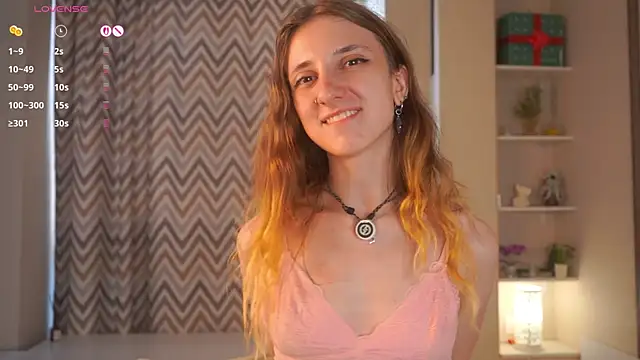 sandeevinson (F teen) - fingering and then sucking wet fingers