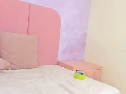 Valery_Aura webcam