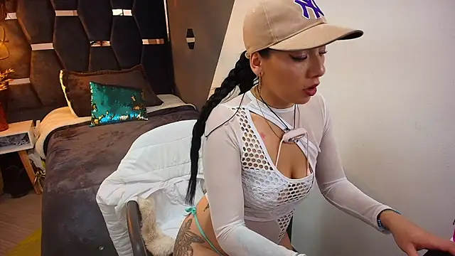 brithny_hot (F young) - SHOW TITIS+CONTROL TOY 🥵💦
