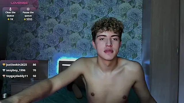 AlfredSweet live sex cam