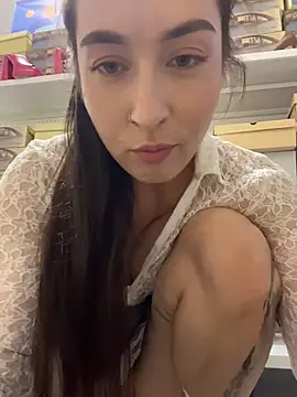Holly_Play