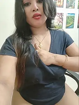 Beauty_Queen_Soniya live cam on StripChat