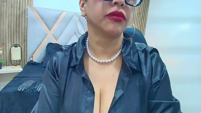 Anabella_Thompson webcam