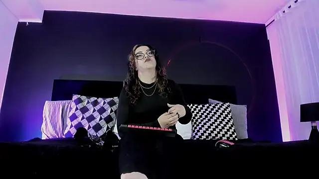 _Jade_16 webcam
