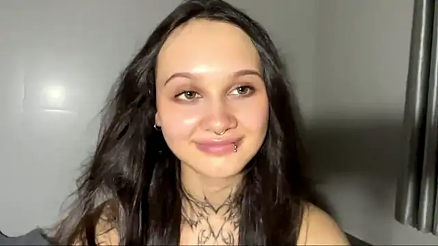 MayraLucarelli webcam