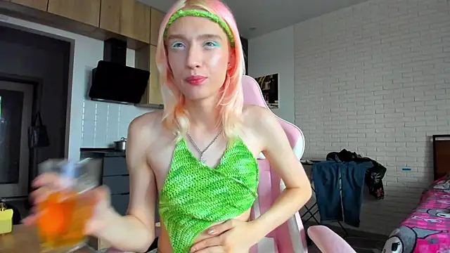 _alice_kitty (T young) - naked 2m