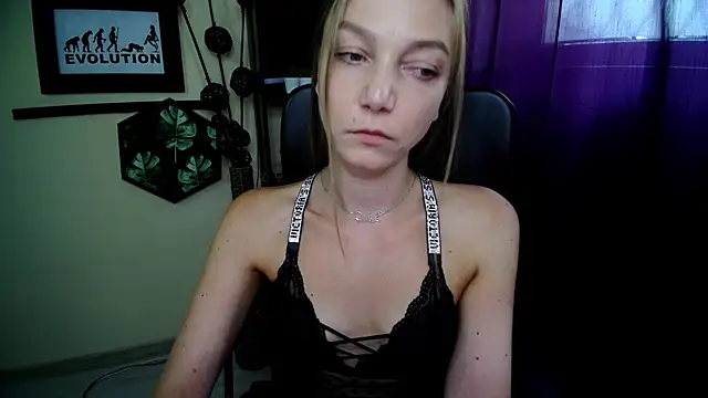 EmillyPlay webcam