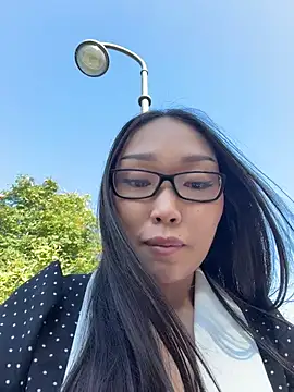 trytomakememoam webcam