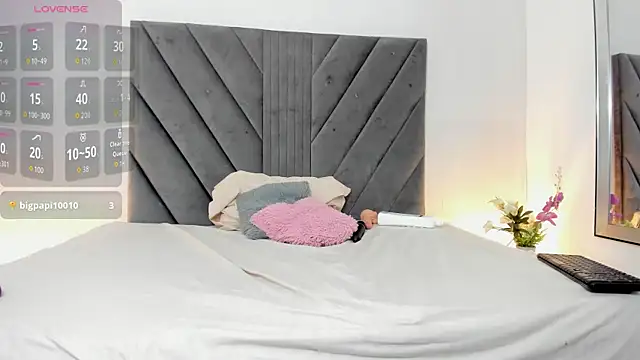 Miaatorres_ webcam