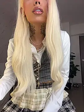 miss_tatiana_'s room