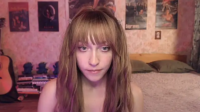 Friendly_Ellie webcam