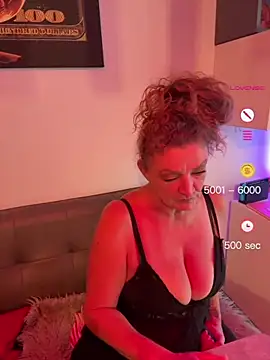 MumGabriela webcam