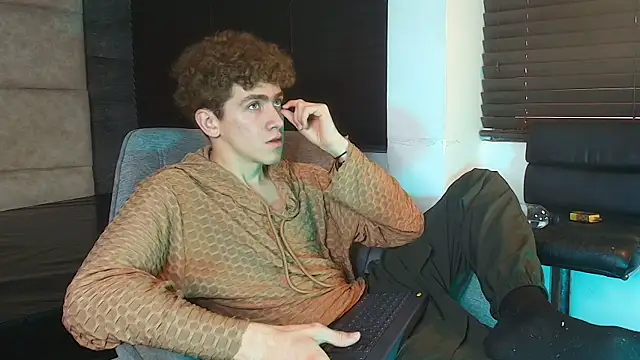 Tyler_Mcrey webcam