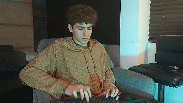 Tyler_Mcrey webcam