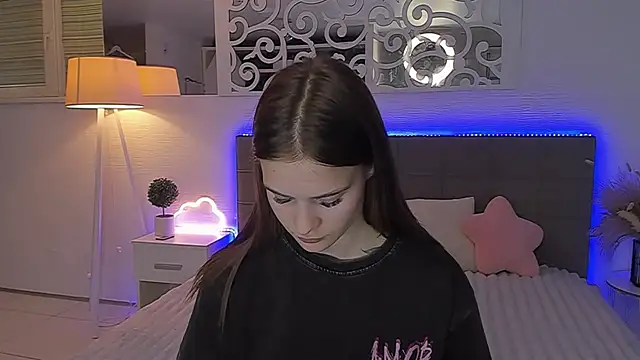 LuisaClover webcam
