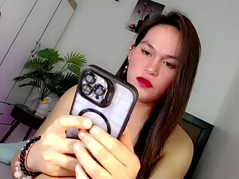 Miss_twinny21 webcam