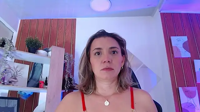 milfsecret69 webcam
