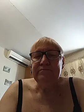 Molli1408 live webcam show