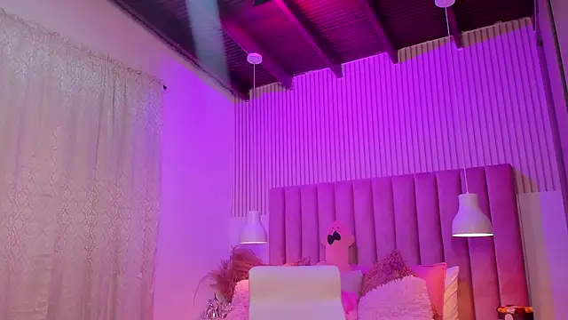 ScarlettDreamss7 live cam