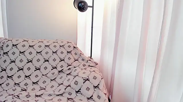 Nala_meow live webcam