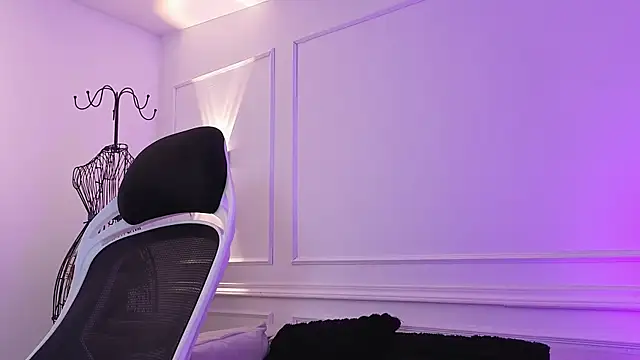 valeriavg live cam on StripChat