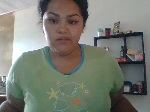 MiaBloom0 webcam