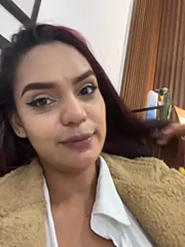 Sara-77 webcam