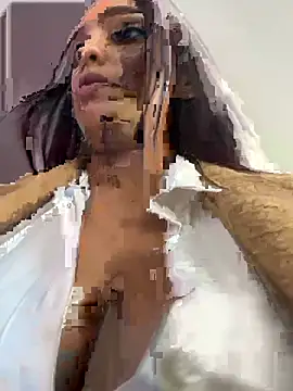Sara-77 live cam on StripChat