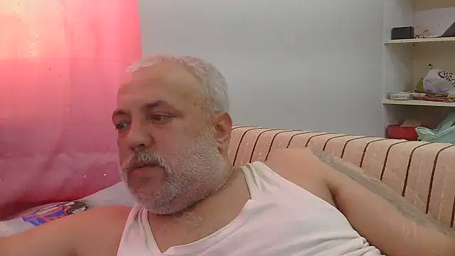 husoizmir live cam on StripChat