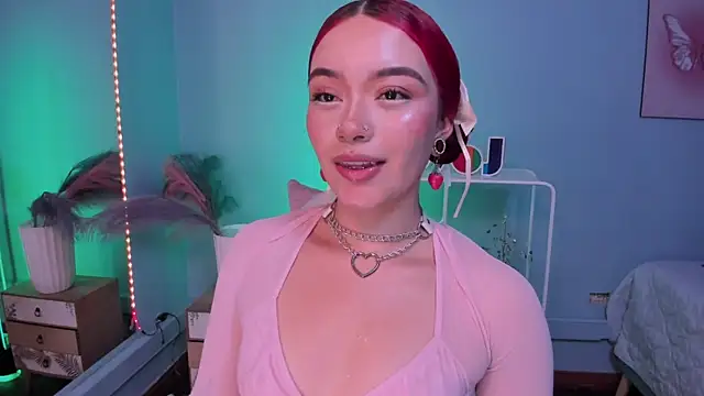 camila_rivers (F young) - finger licking 💦😼