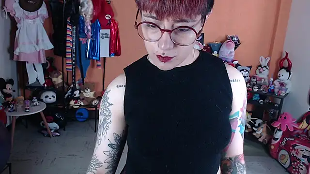 MissMiia2 webcam